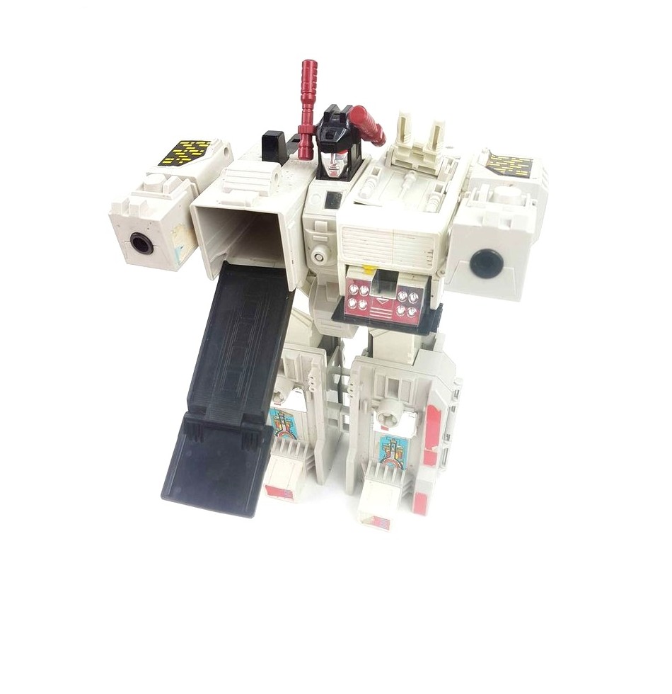 TRANSFORMERS : Metroplex G1